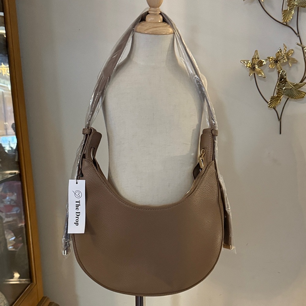 The Drop Light Tan Bag - Picture 2 of 3